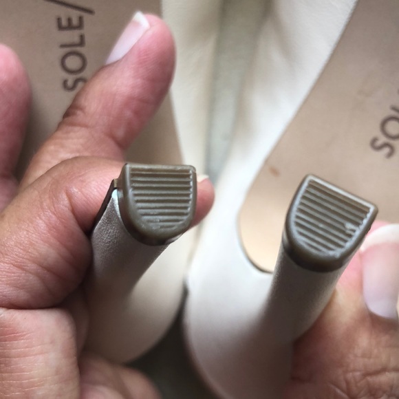 Shoes - Picture 7 of 11